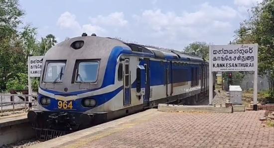 A Train Journey That Reconnects Sri Lanka